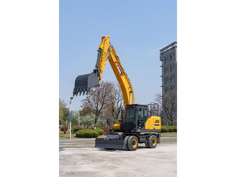 Колесный экскаватор XCMG XE210WG - оф. изображение от представителя в РФ 15