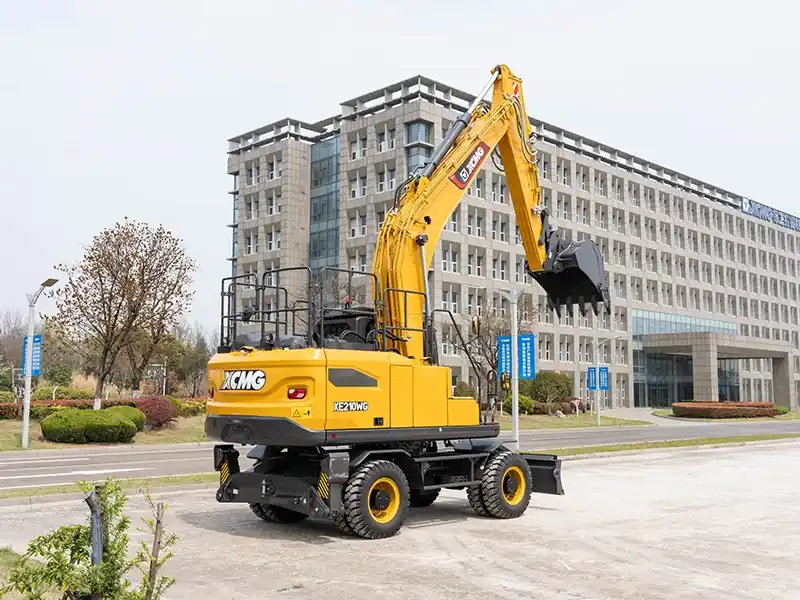 Колесный экскаватор XCMG XE210WG - оф. изображение от представителя в РФ 13