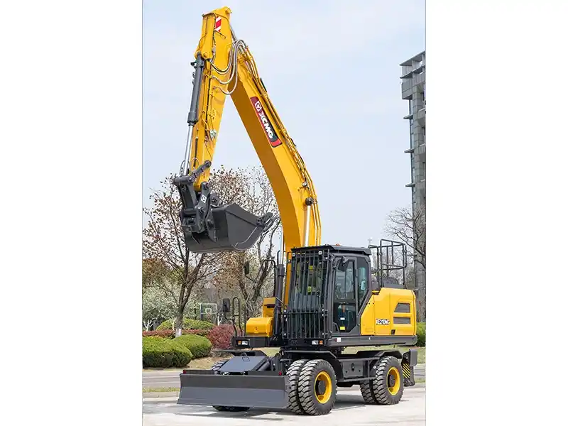 Колесный экскаватор XCMG XE210WG - оф. изображение от представителя в РФ 14