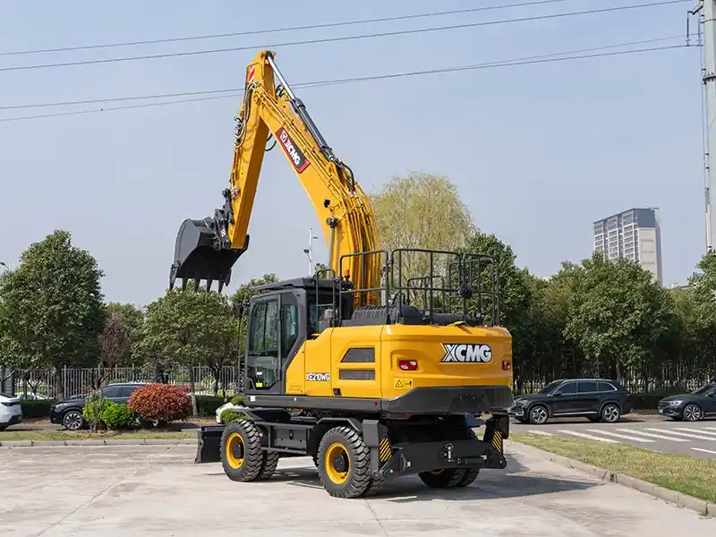 Колесный экскаватор XCMG XE210WG - оф. изображение от представителя в РФ 8