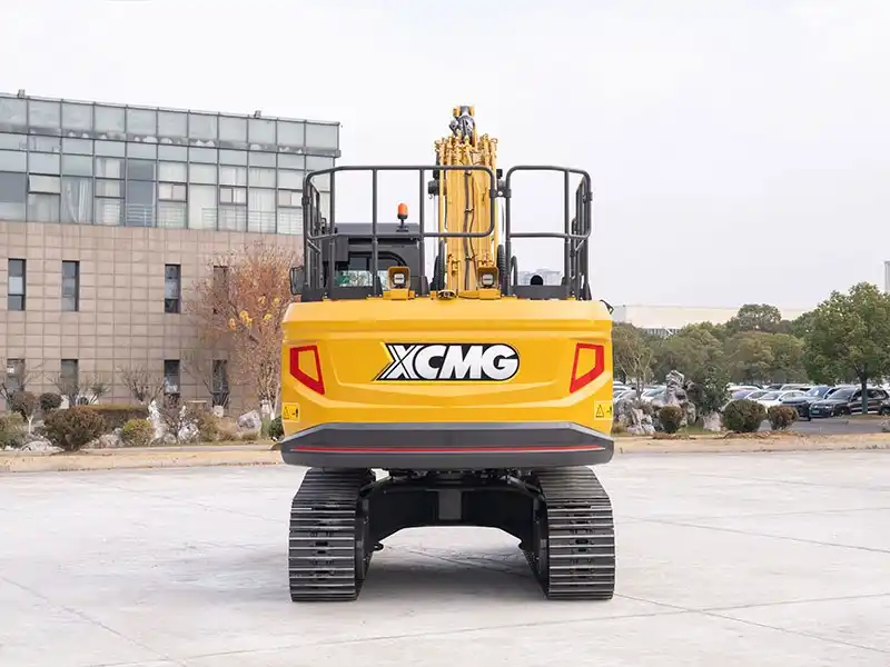 Габаритный экскаватор XCMG XE225GN - официальное фото 4