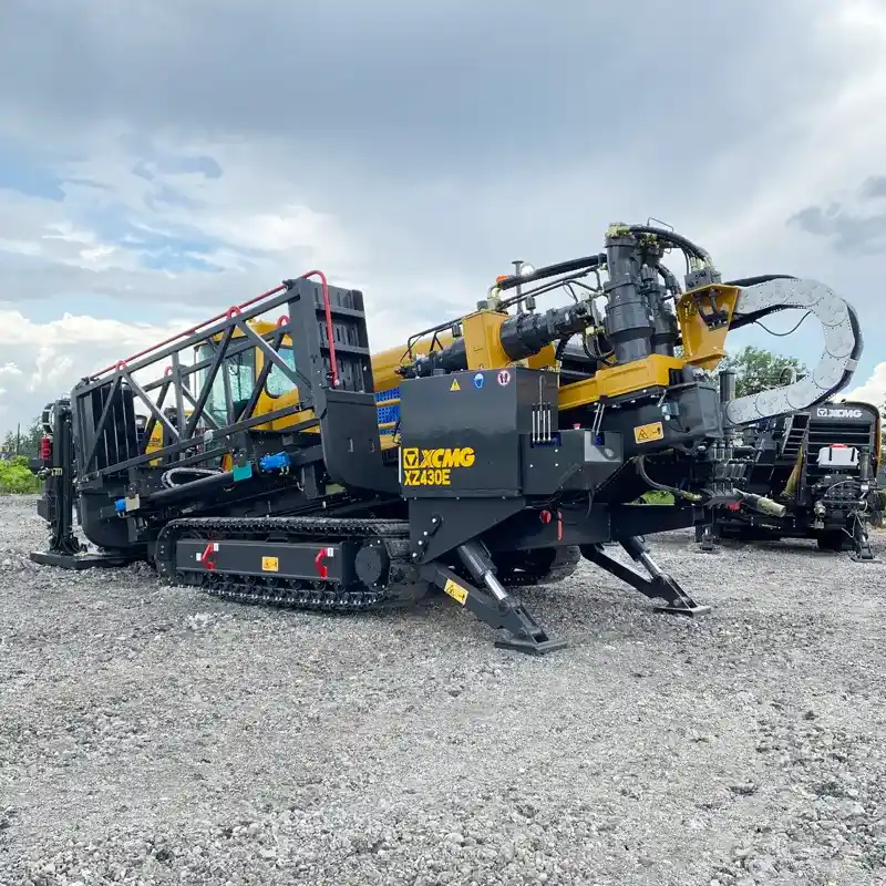 Мощность установки ГНБ XCMG XZ430E — вид на силовую установку 4