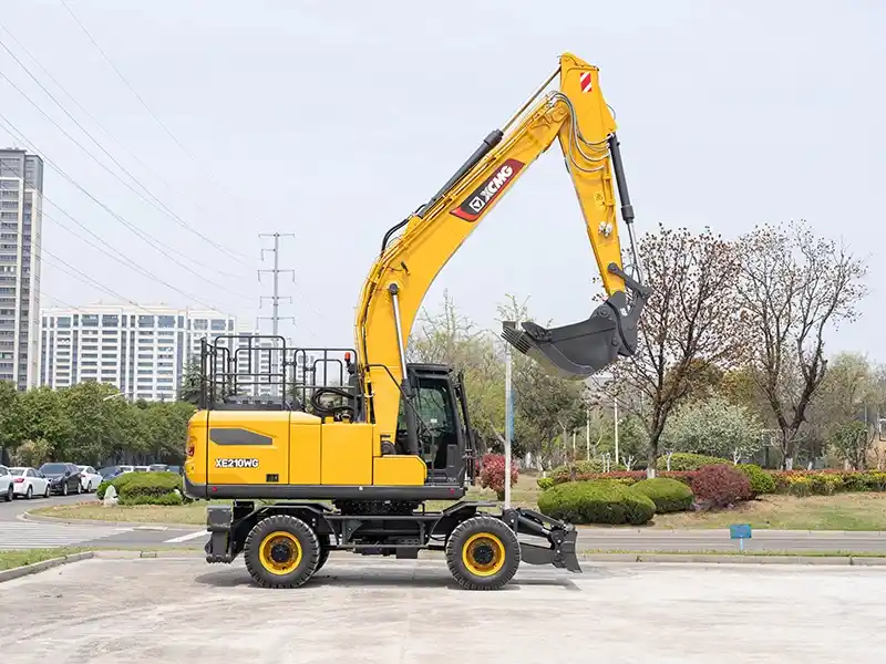 Колесный экскаватор XCMG XE210WG - оф. изображение от представителя в РФ 5