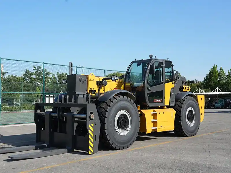 Телескопический погрузчик из Китая XCMG - фото модели XT23010K 4