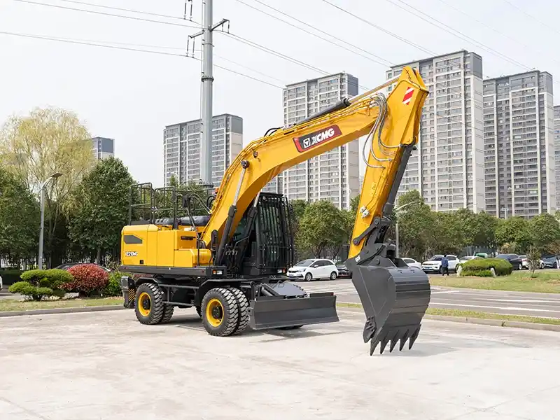 Колесный экскаватор XCMG XE210WG - оф. изображение от представителя в РФ 3