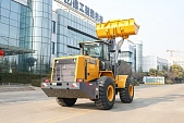 Фронтальный погрузчик XCMG XC956 с ковшом 3 м³ 3